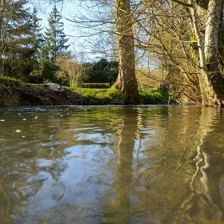 Caberce بيت للعطل Thoiré-sur-Dinan