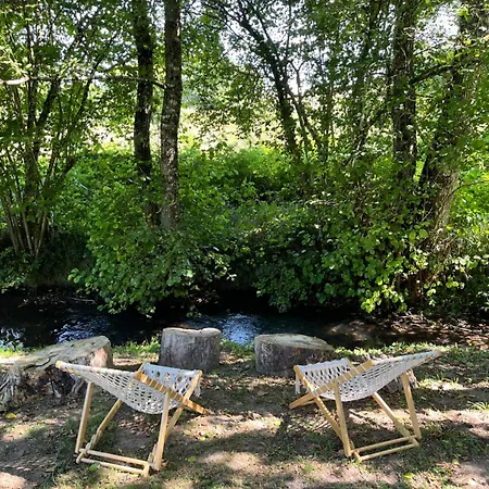 Caberce بيت للعطل Thoiré-sur-Dinan