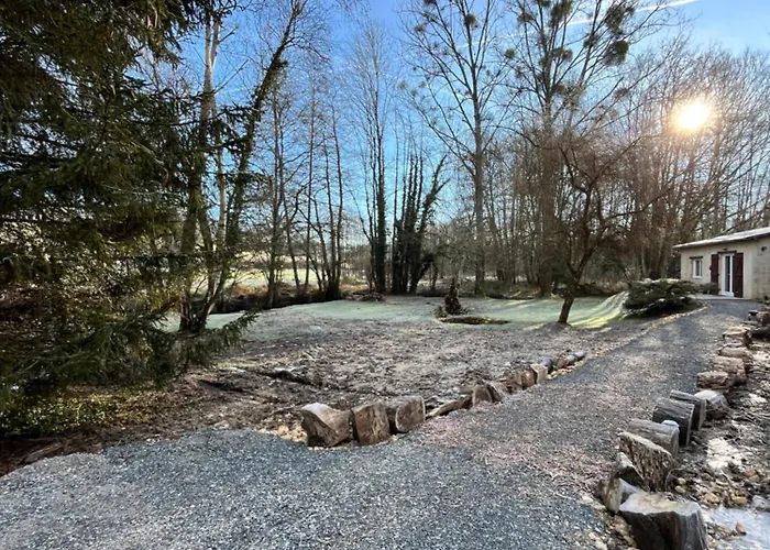 Caberce Casa de Férias Thoire-sur-Dinan