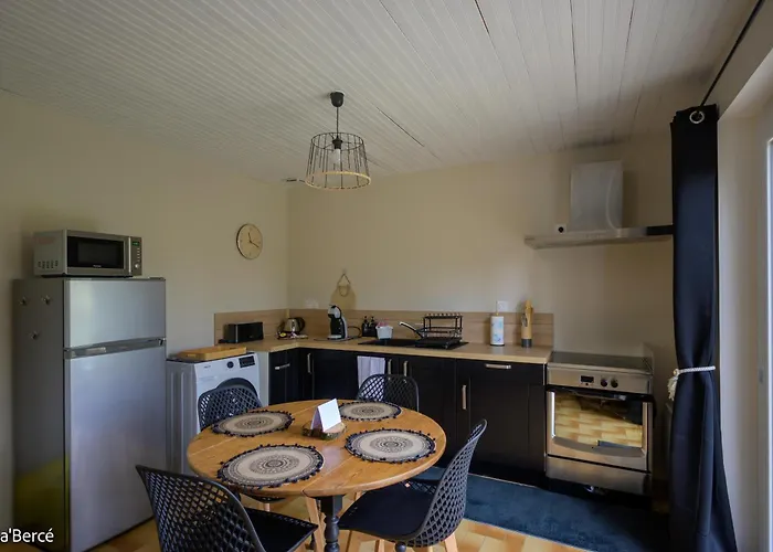 Casa de Férias Caberce Thoire-sur-Dinan