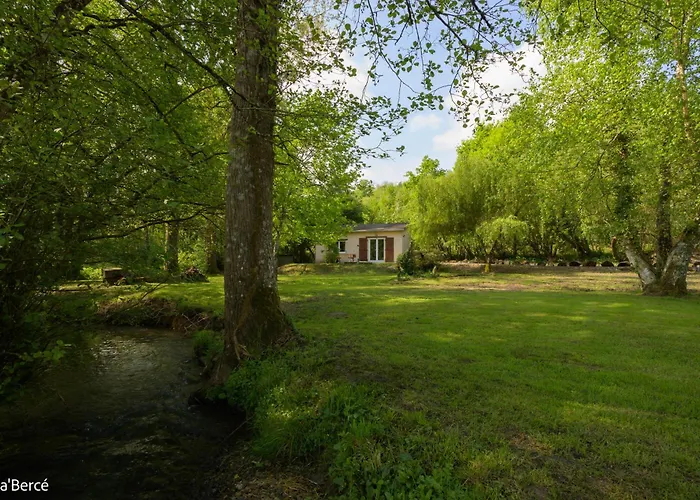 Caberce Casa de Férias Thoire-sur-Dinan